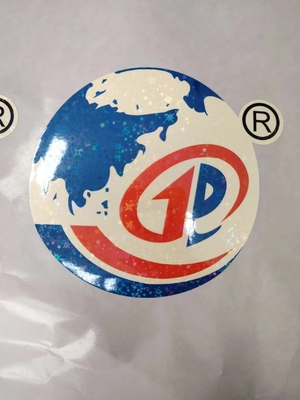 Łatwe do zrzucenia Holograficzne naklejki do pieczęci UV Odporne na drukowanie Trwałe wodoodporne etykiety laserowe do logo