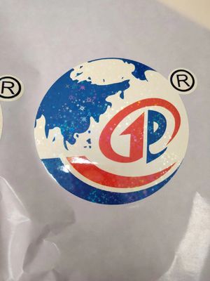 Łatwe do zrzucenia Holograficzne naklejki do pieczęci UV Odporne na drukowanie Trwałe wodoodporne etykiety laserowe do logo