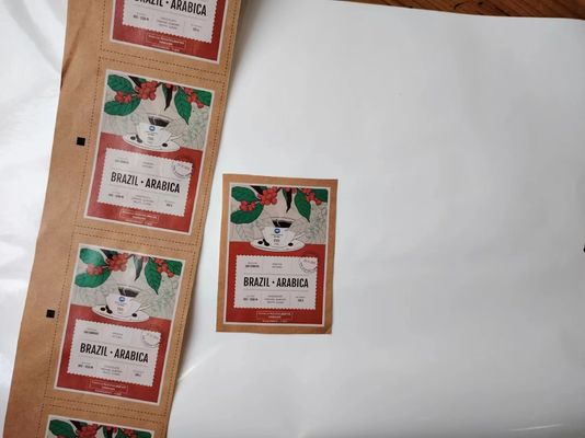 Identyfikacja produktu profesjonalnymi naklejkami na etykietach opakowań